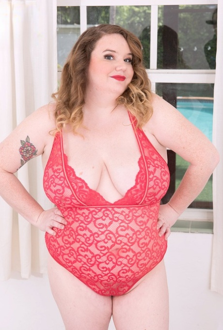 bbw and skinny lesbians art nude pic