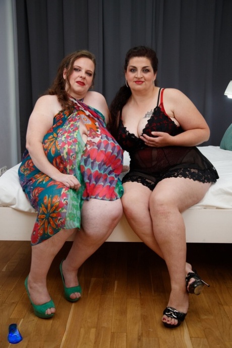 big bobs curvy asses porn image