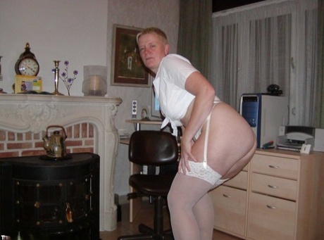 fat girl latex hot naked pics