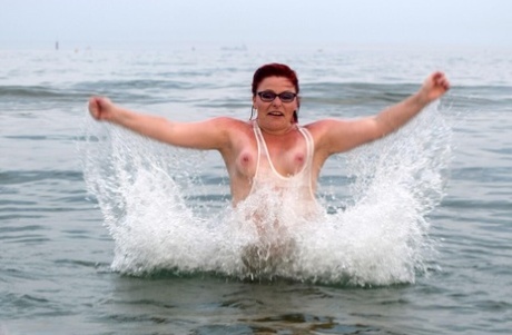 casing curvy beautiful porn photos