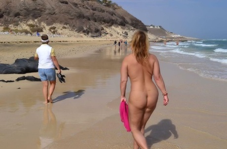 bizarre double penetration with one busty and chubby perfect photo