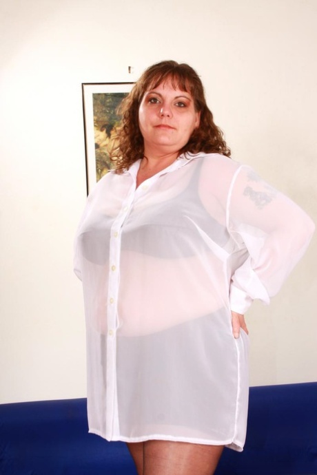 curvy hairy wife erotic picture
