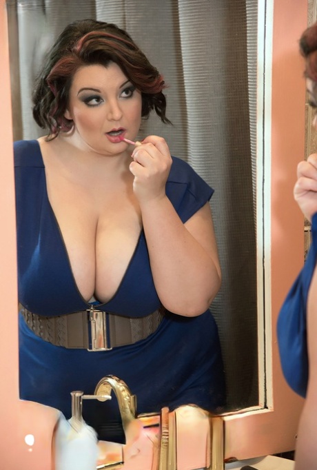 chubby moms and boys exclusive image