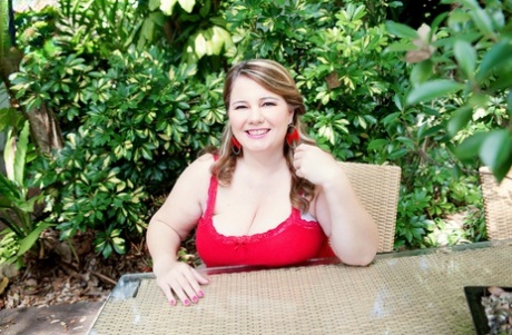 accordion hend old fat milf pornos pictures