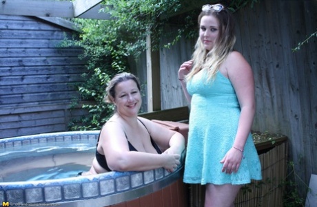 chubby lady with monster tits masturbate porno img
