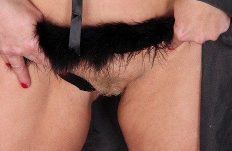 bbw latina throwin it back on bbc erotic pic