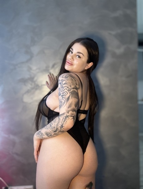 bbw cooking beautiful naked photo