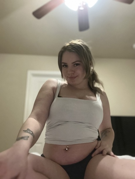 fat women masturbating free image