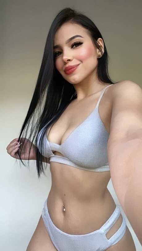 chubby blonde sucks cock sexy picture