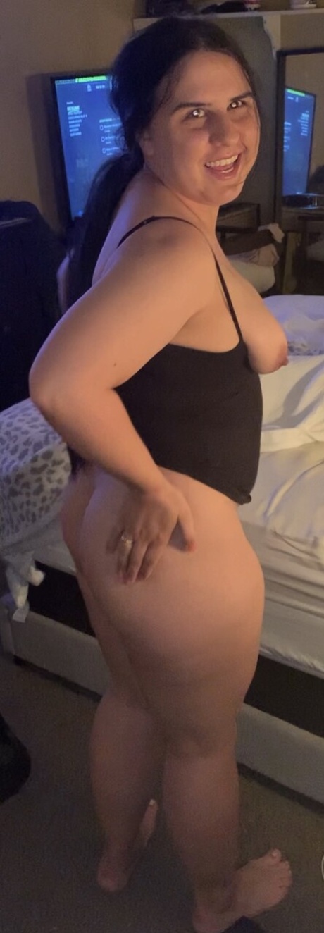 thick asian dp hot pics