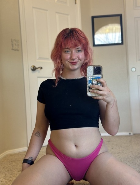 thick ass elf gets fucked when she opened her present beautiful naked archive