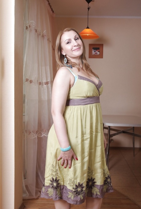 Dana Karnevali model hot archive
