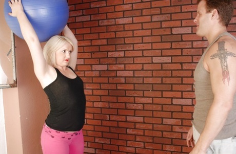 fat black cock in blonde mom hot porn picture