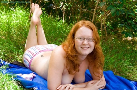 thick facials nude image