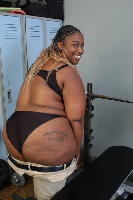 bbw tiny man adult picture