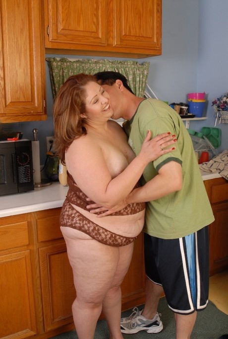 fuckingbig fat black mums nude photo