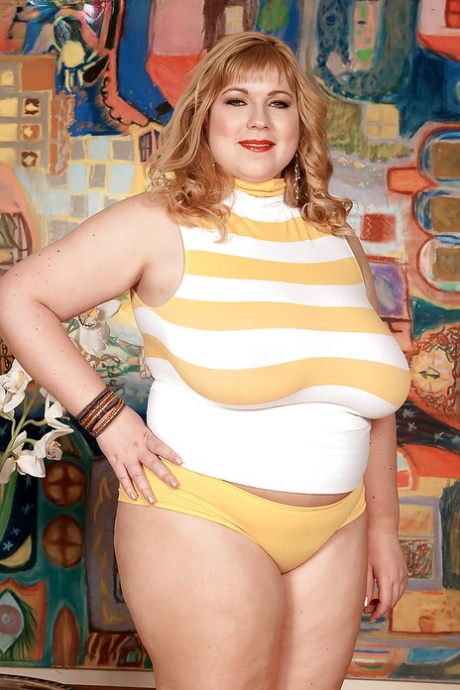 voluptuous skyy dreams is hot and bothered xxx gallery