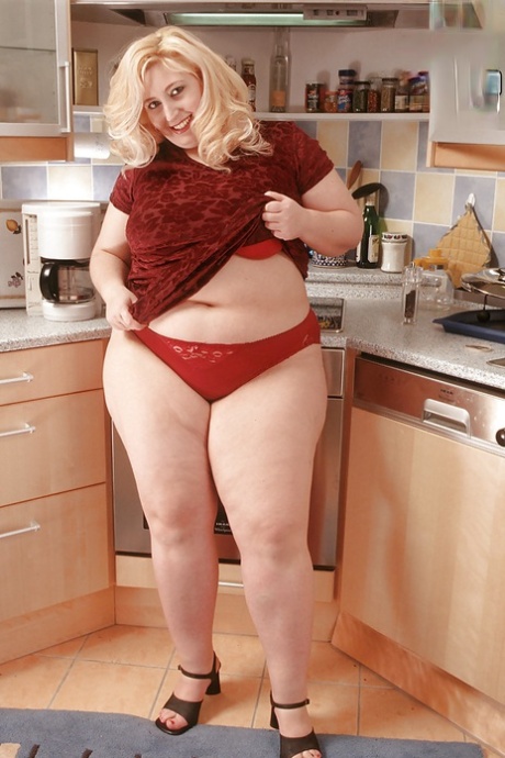 chubby black lesbians hot sexy pic