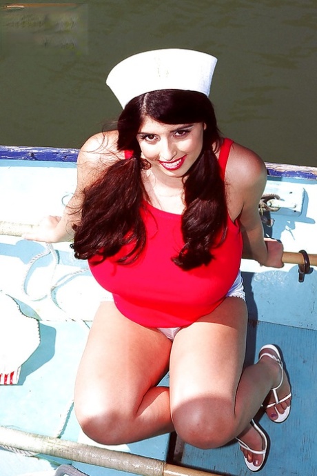 malay awek janda chubby art nude picture