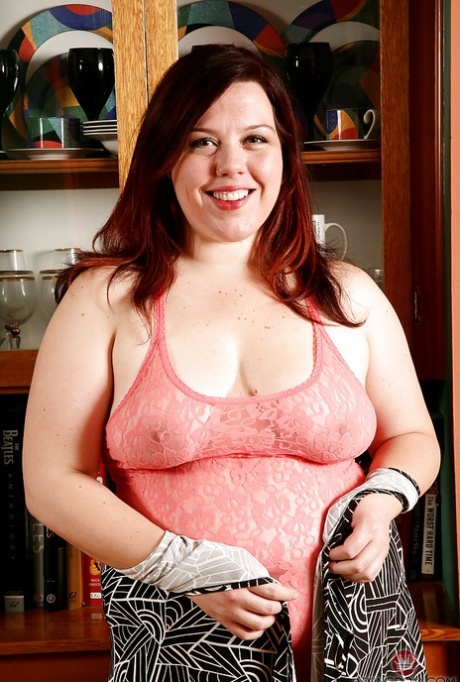 curvy milf ffm porno images