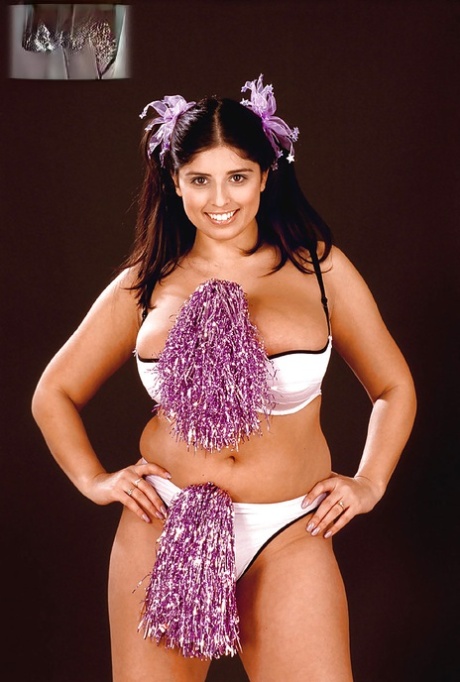 curvy hottie top images
