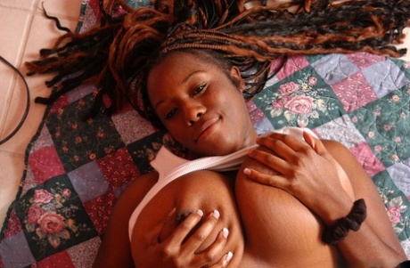 black dildo fat ass nudes pics