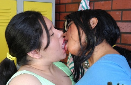 nerdy bbw teen art nude galleries