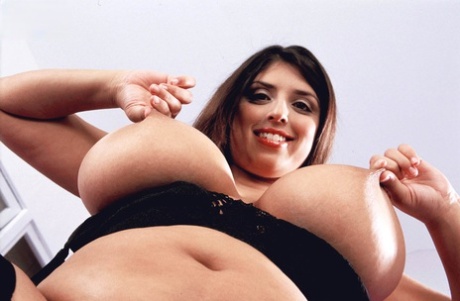 chubby mature german big tits hot nude archive