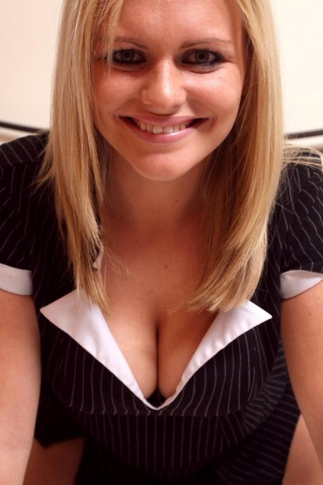 fat mistress facesitting erotic images