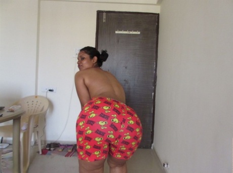 mona azar fat beautiful gallery