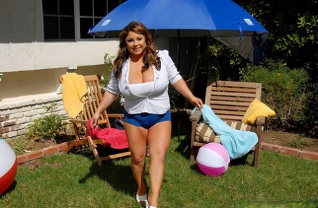 big fat titts free nude pictures