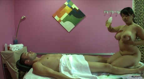 thick aussie asian porn images
