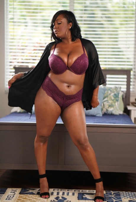 thick white girl walking perfect image