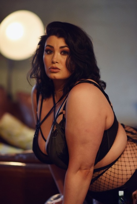 tall bbw short guy nudes photos