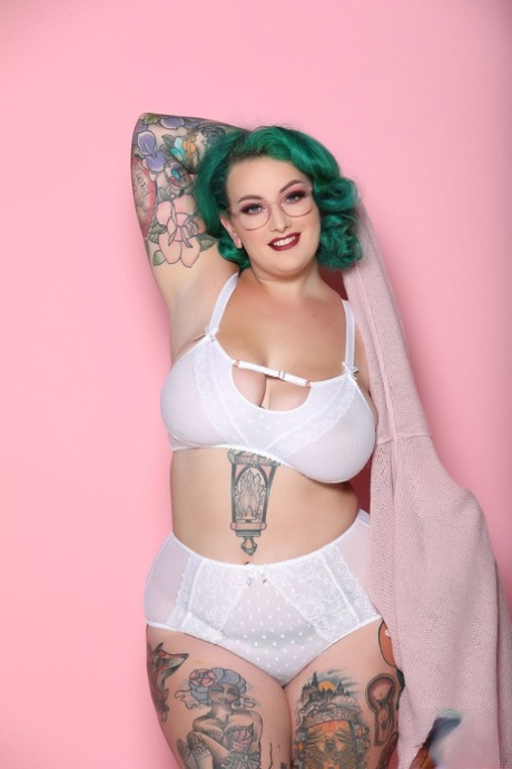 fat black nurse sexy nude pictures
