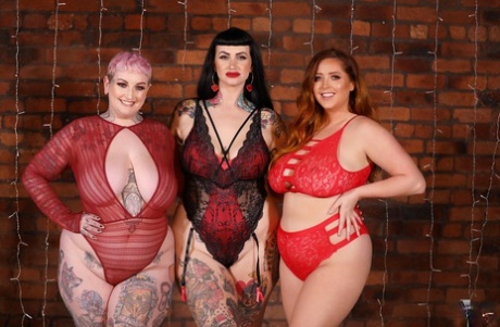 fat person trying to cover it up beautiful naked pictures