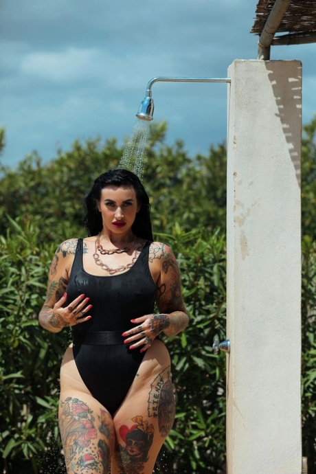 bbw pegging guy sexy naked photo