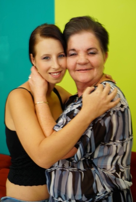 chubby granny anal sex exclusive photo