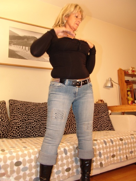extra thick ass porn pic