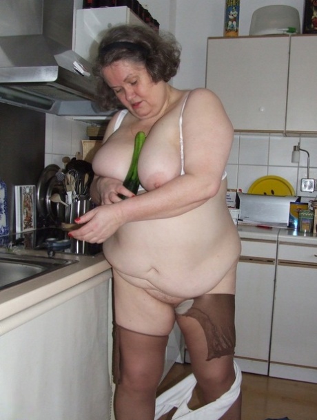 chubby chick panty tgp hot naked images