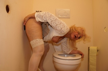 thick latina babysitter beautiful photos