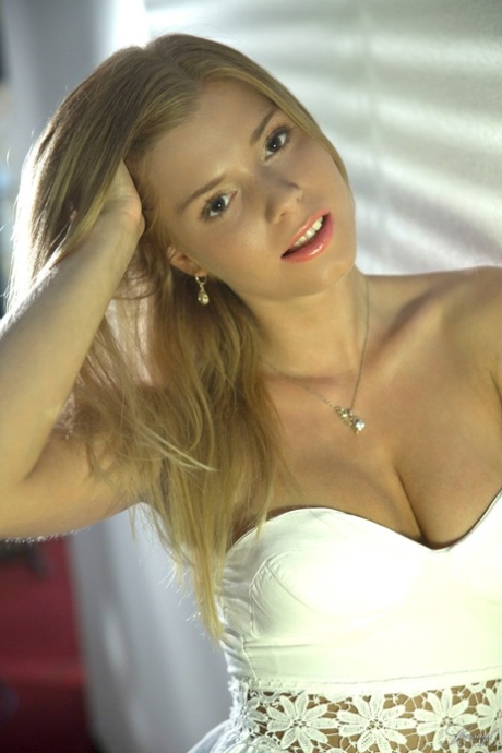 curvy sister pov pretty pictures