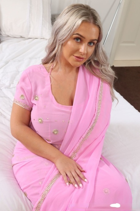 curvy cowgirls hot sexy archive