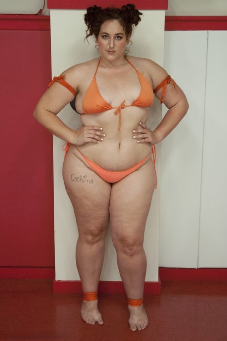 chubby latina loves sucking dick hot nude image