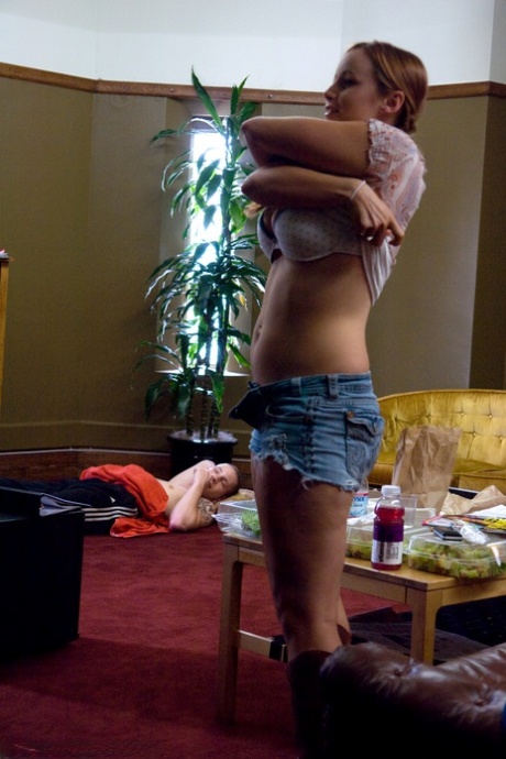blonde amateur gets a thick black dick hot nude pictures