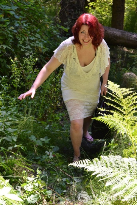 chubby granny cougars beautiful naked photo