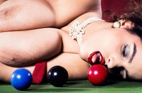 fat handjob xxx img