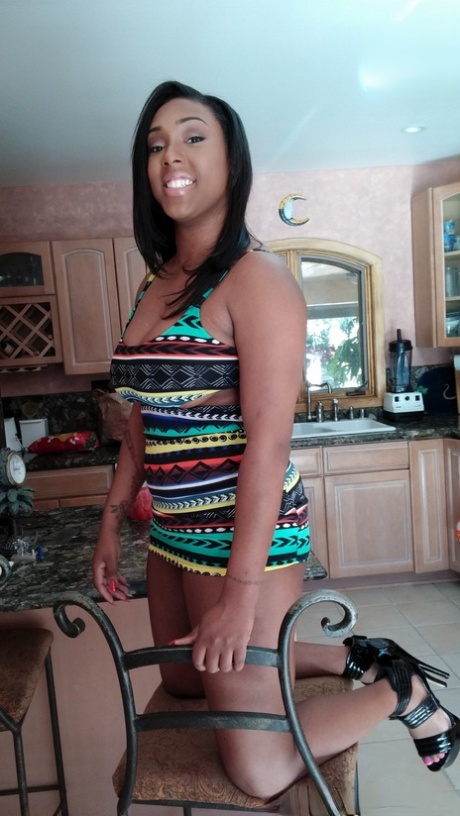 big booty cougar mom nice pics