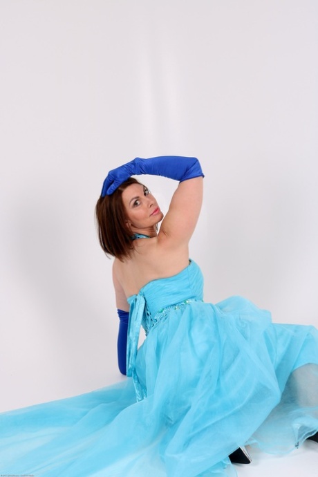 mom blwjob chubby girl xxxx erotic photo