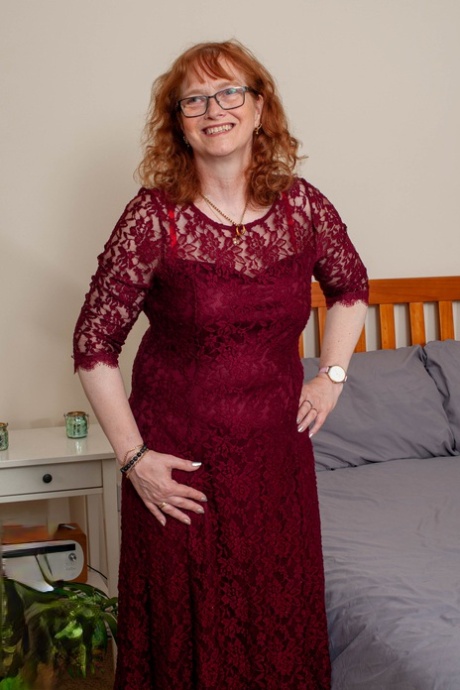 curvy milf outdoor sex exclusive photos
